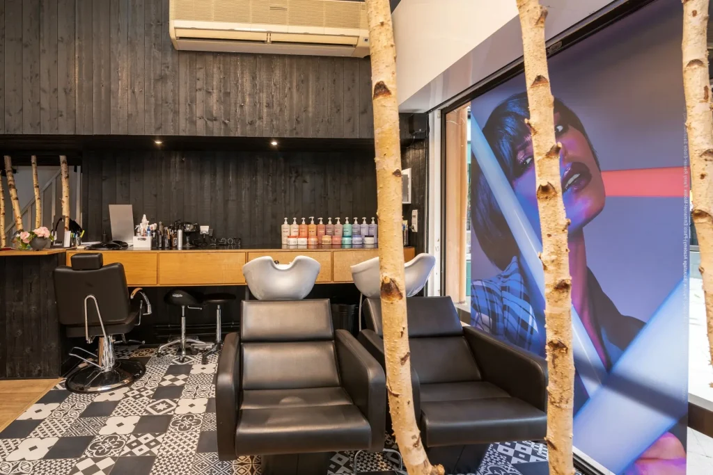 Intérieur du salon de coiffure Stephan à Colomiers